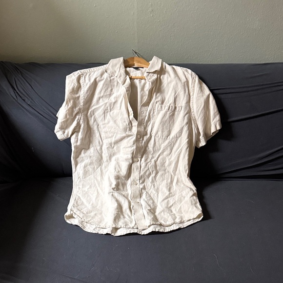Banana Republic Men's linen Beige Short Sleeve Shirt Large - Picture 3 of 4